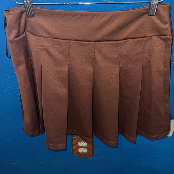 Two piece - Picture 5 of 6